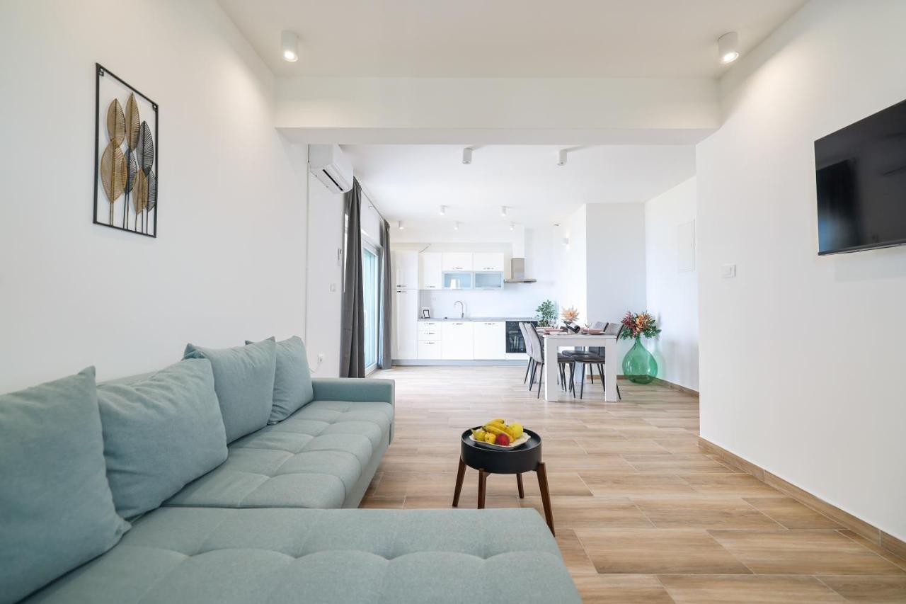 Beachfront Apartments Tic With Seaview Miletici Buitenkant foto