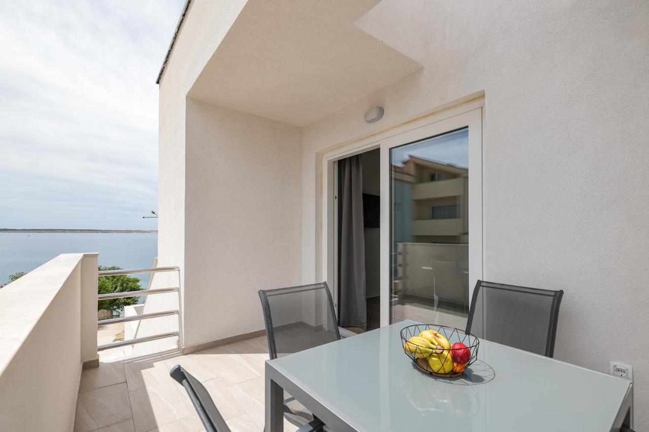 Beachfront Apartments Tic With Seaview Miletici Buitenkant foto