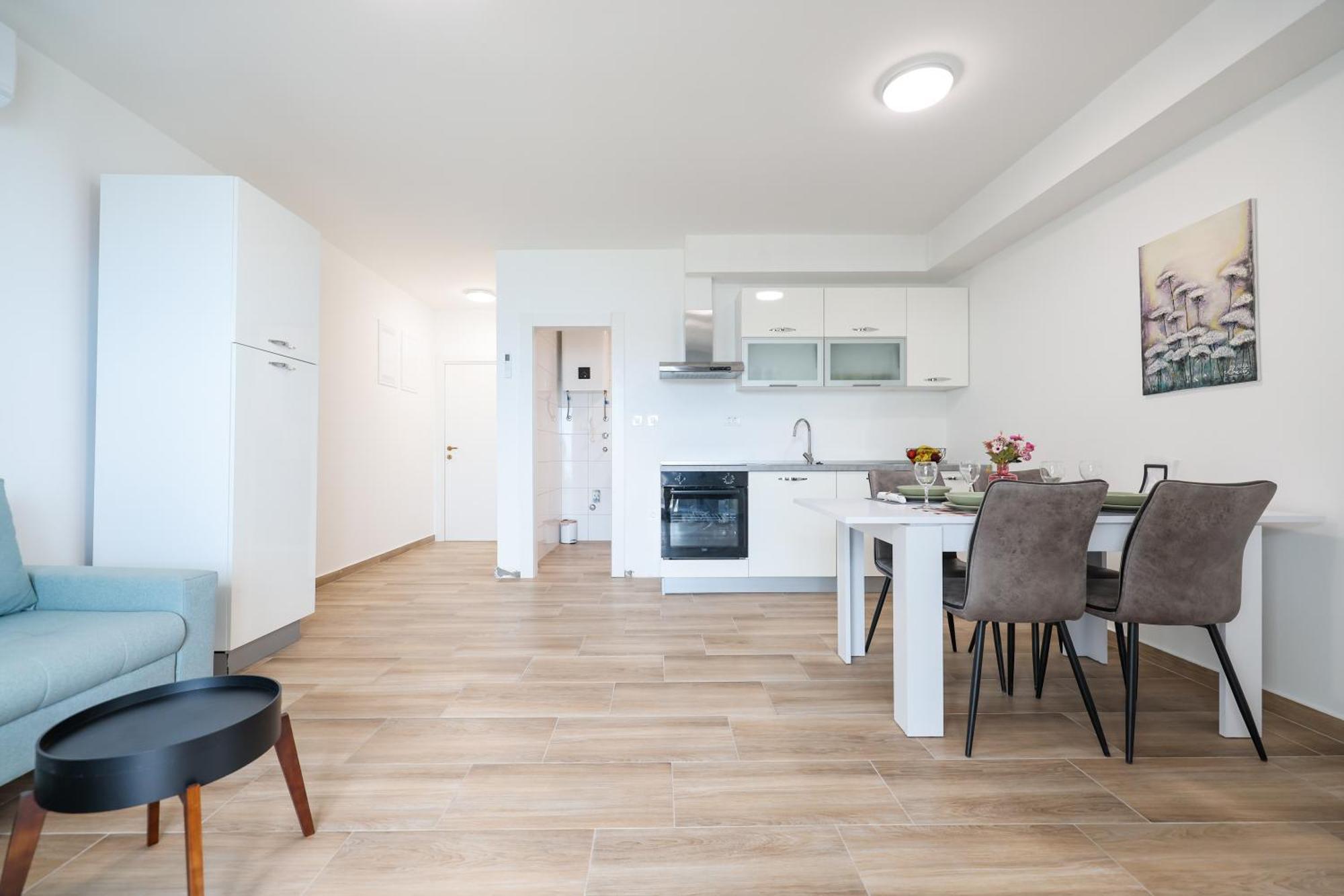 Beachfront Apartments Tic With Seaview Miletici Buitenkant foto