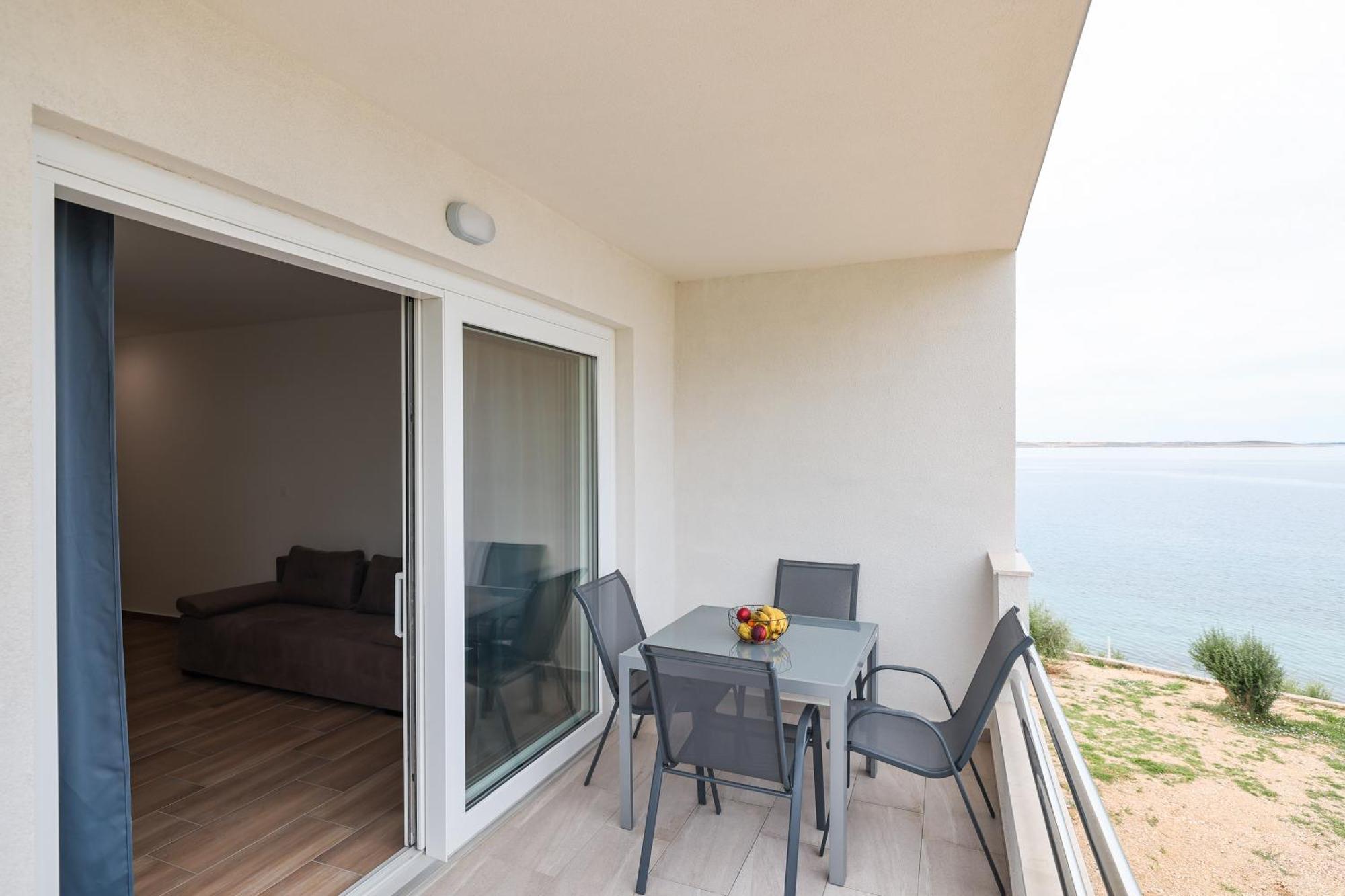 Beachfront Apartments Tic With Seaview Miletici Buitenkant foto