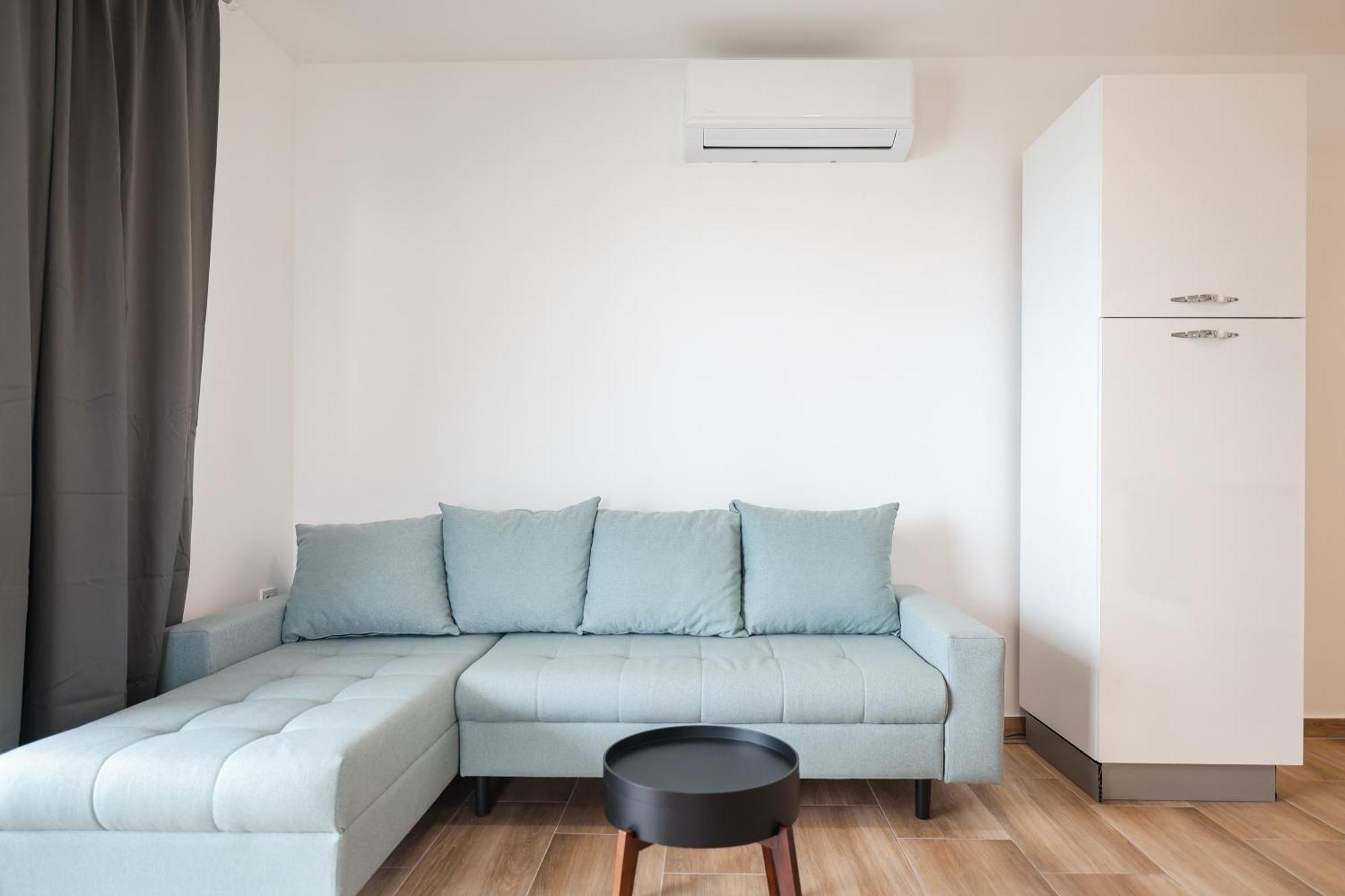 Beachfront Apartments Tic With Seaview Miletici Buitenkant foto