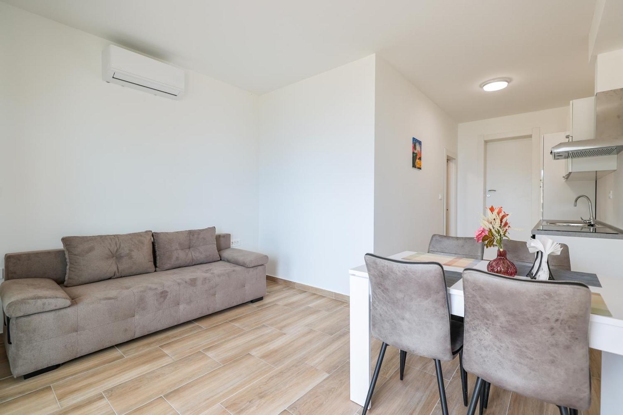 Beachfront Apartments Tic With Seaview Miletici Buitenkant foto
