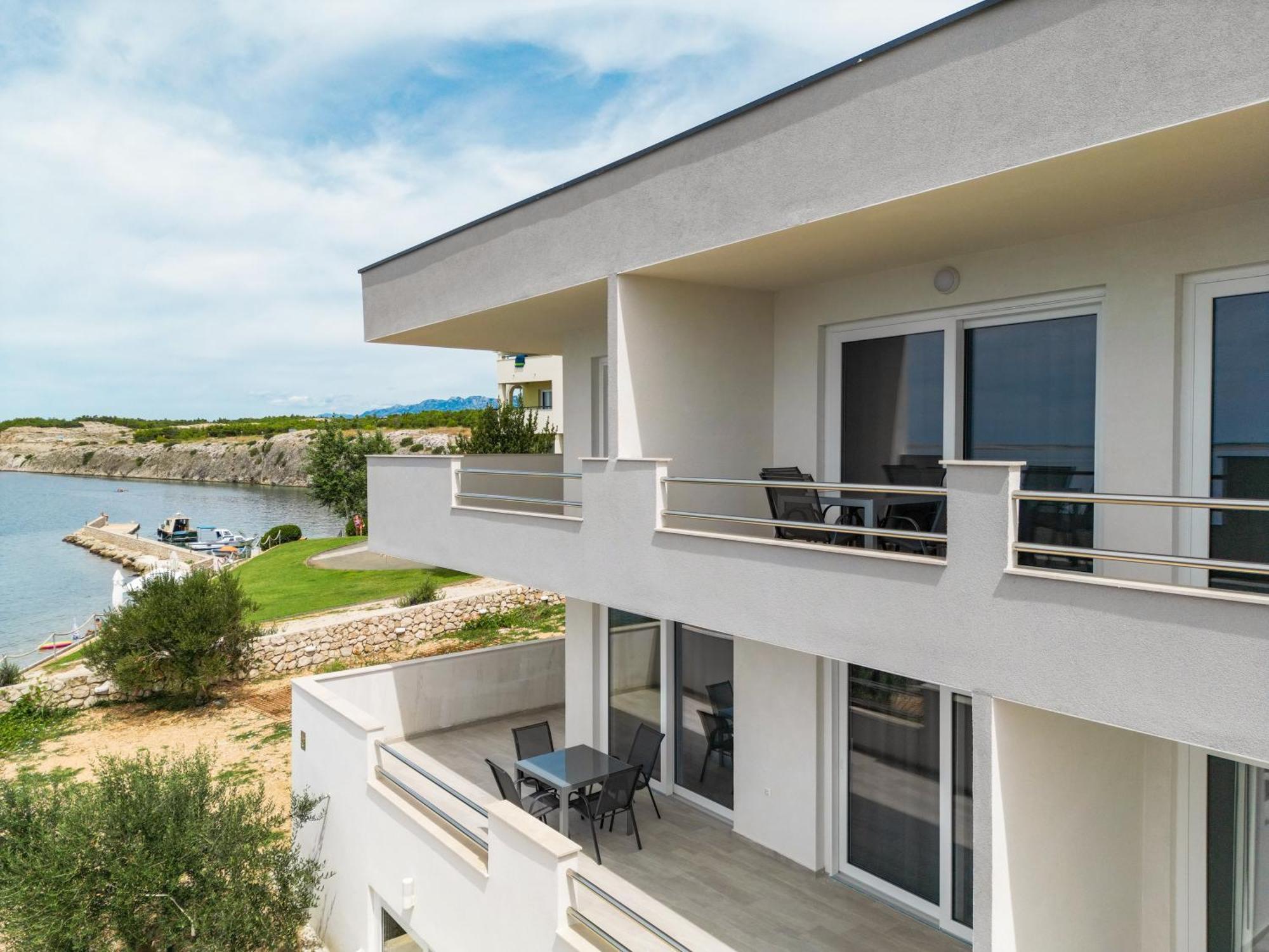 Beachfront Apartments Tic With Seaview Miletici Buitenkant foto