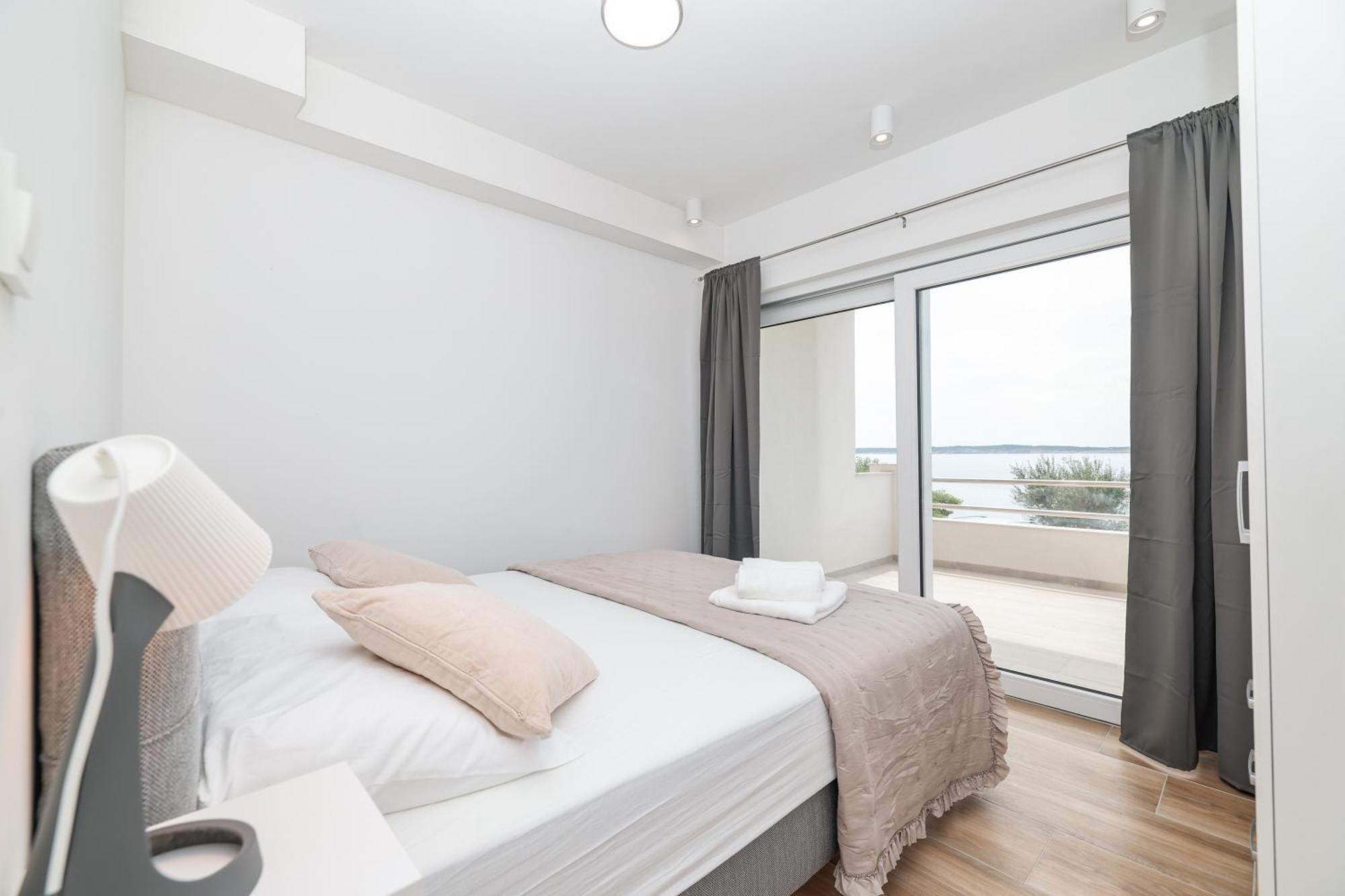 Beachfront Apartments Tic With Seaview Miletici Buitenkant foto